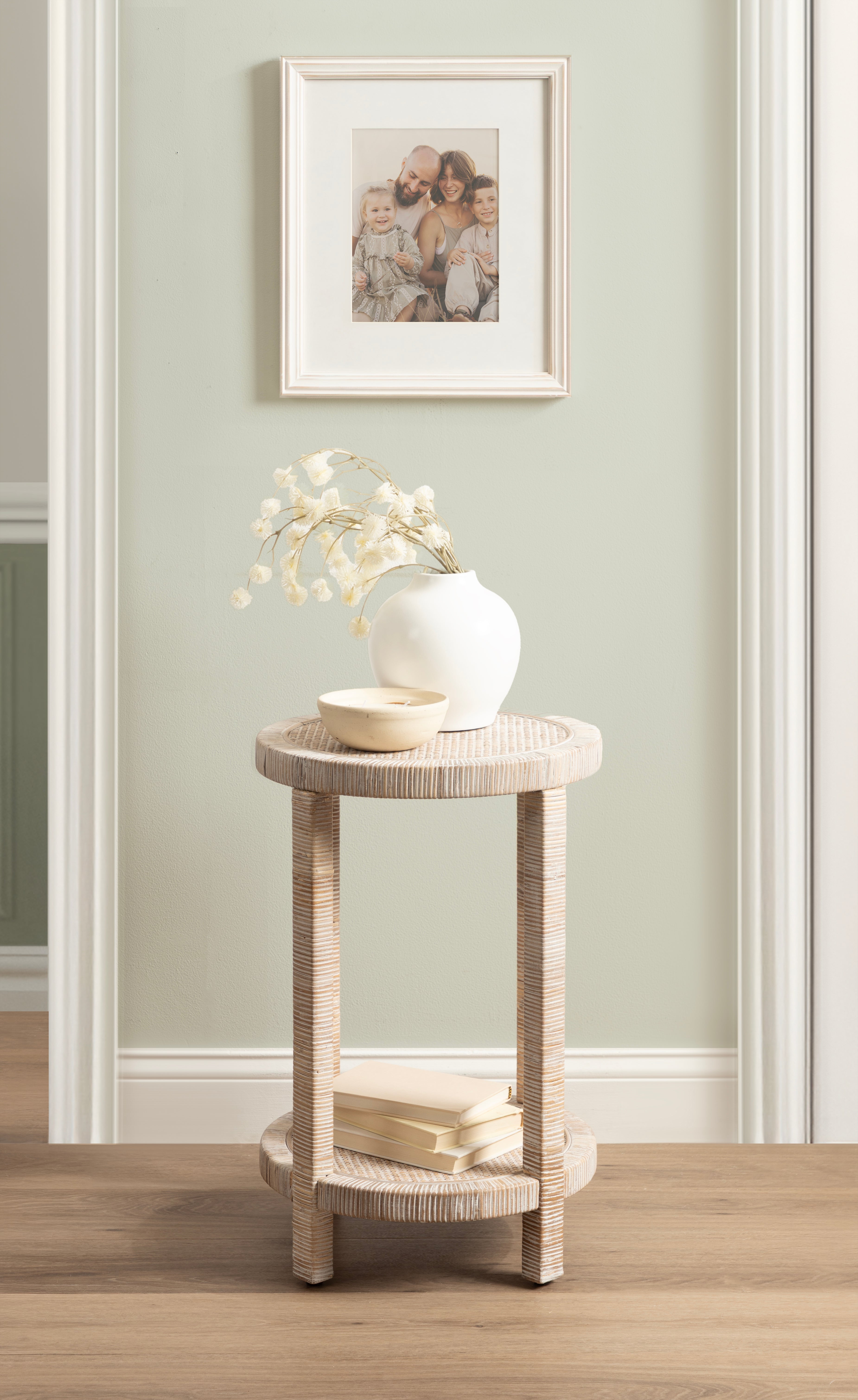 Rafina Round Table