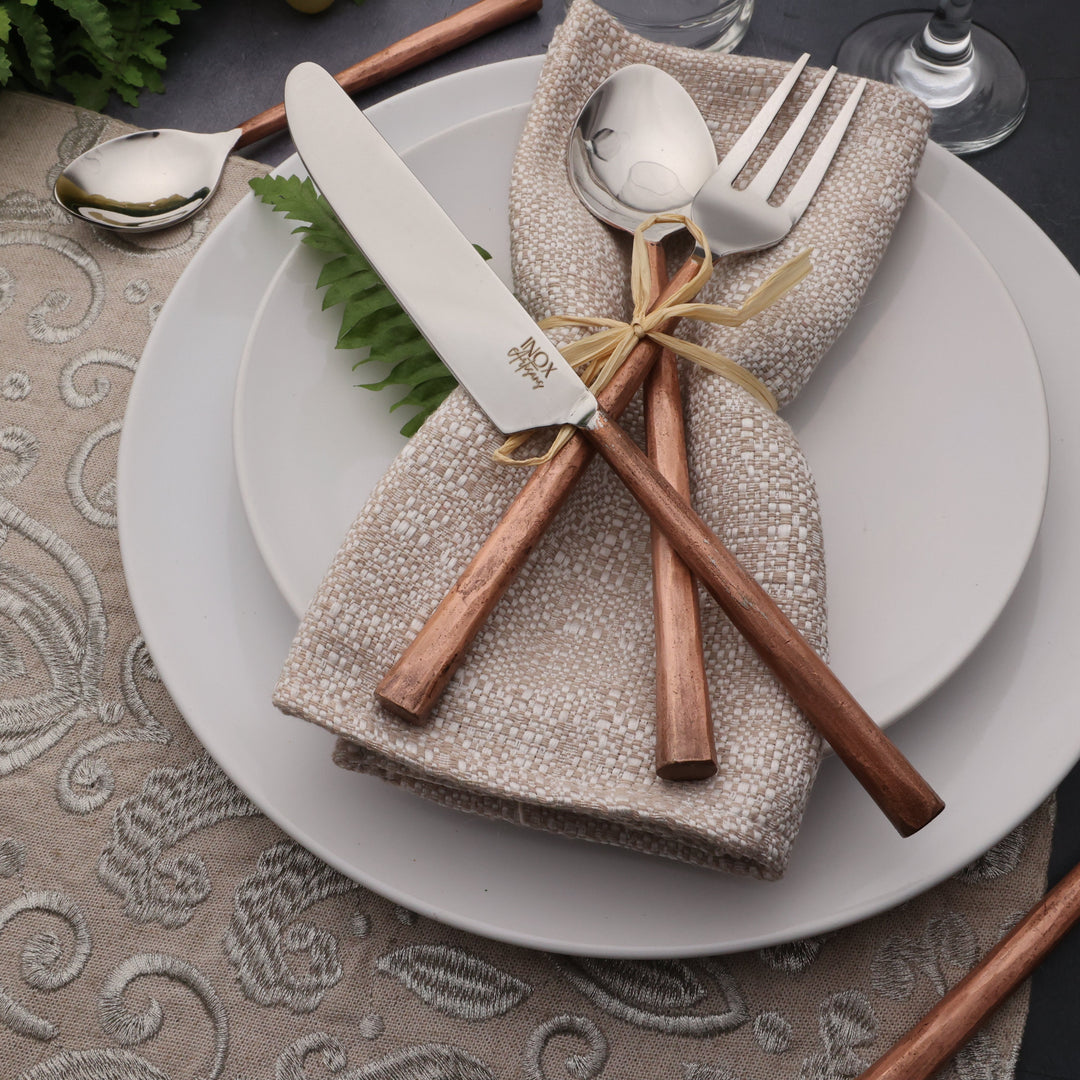 Silverware, flatware and table linens