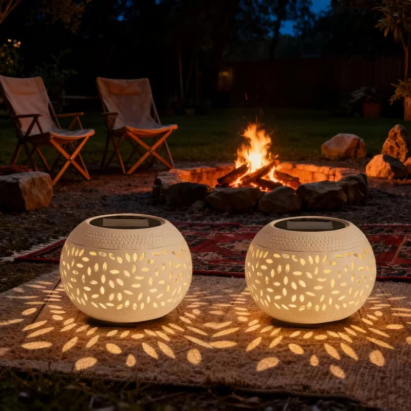 Garden solar lights