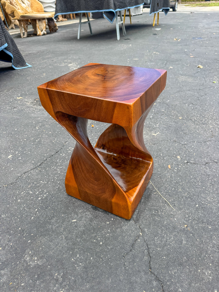 Suar Twist Style Stool