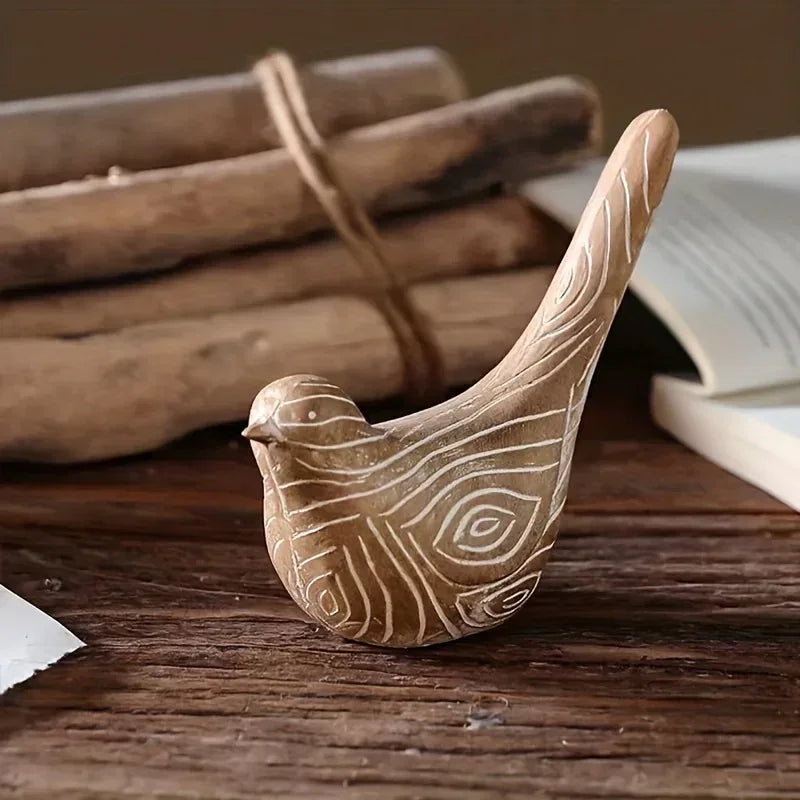 Bird Statues - Decorative Wood Grain Lovebirds
