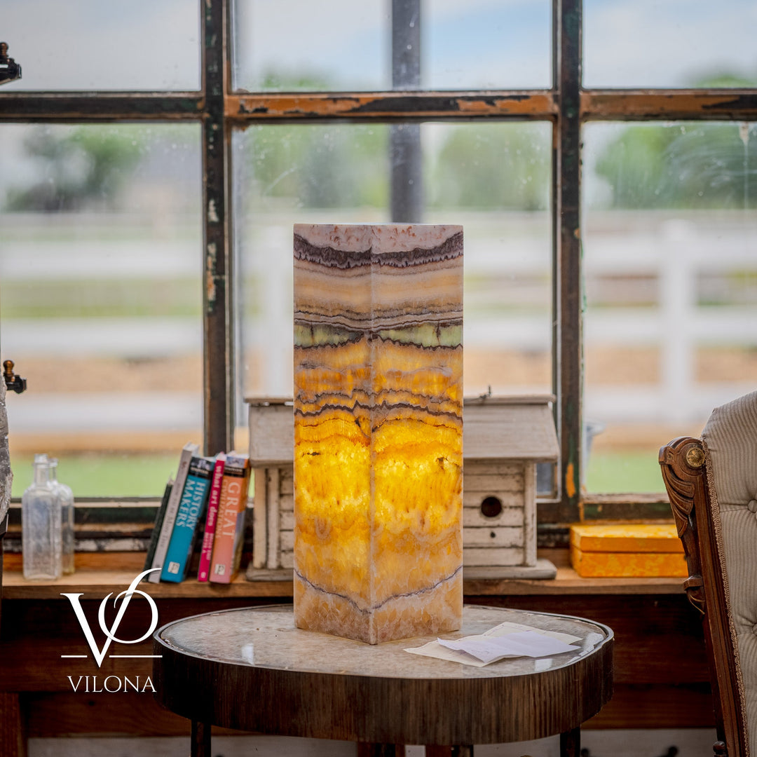 Aqua Onyx Square Table Lamp - 20" Tall, x 6"x 6" (Medium 