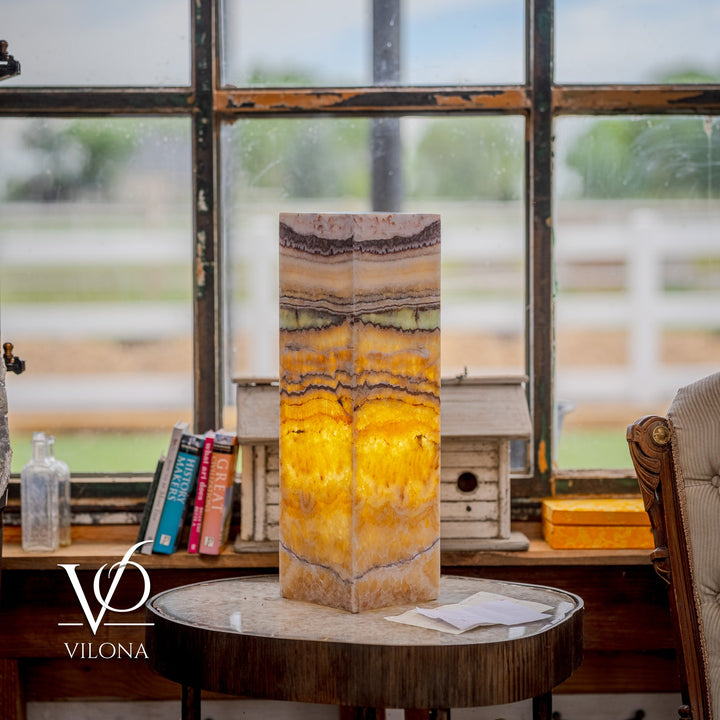 Aqua Onyx Square Table Lamp - 20" Tall, x 6"x 6" (Medium 