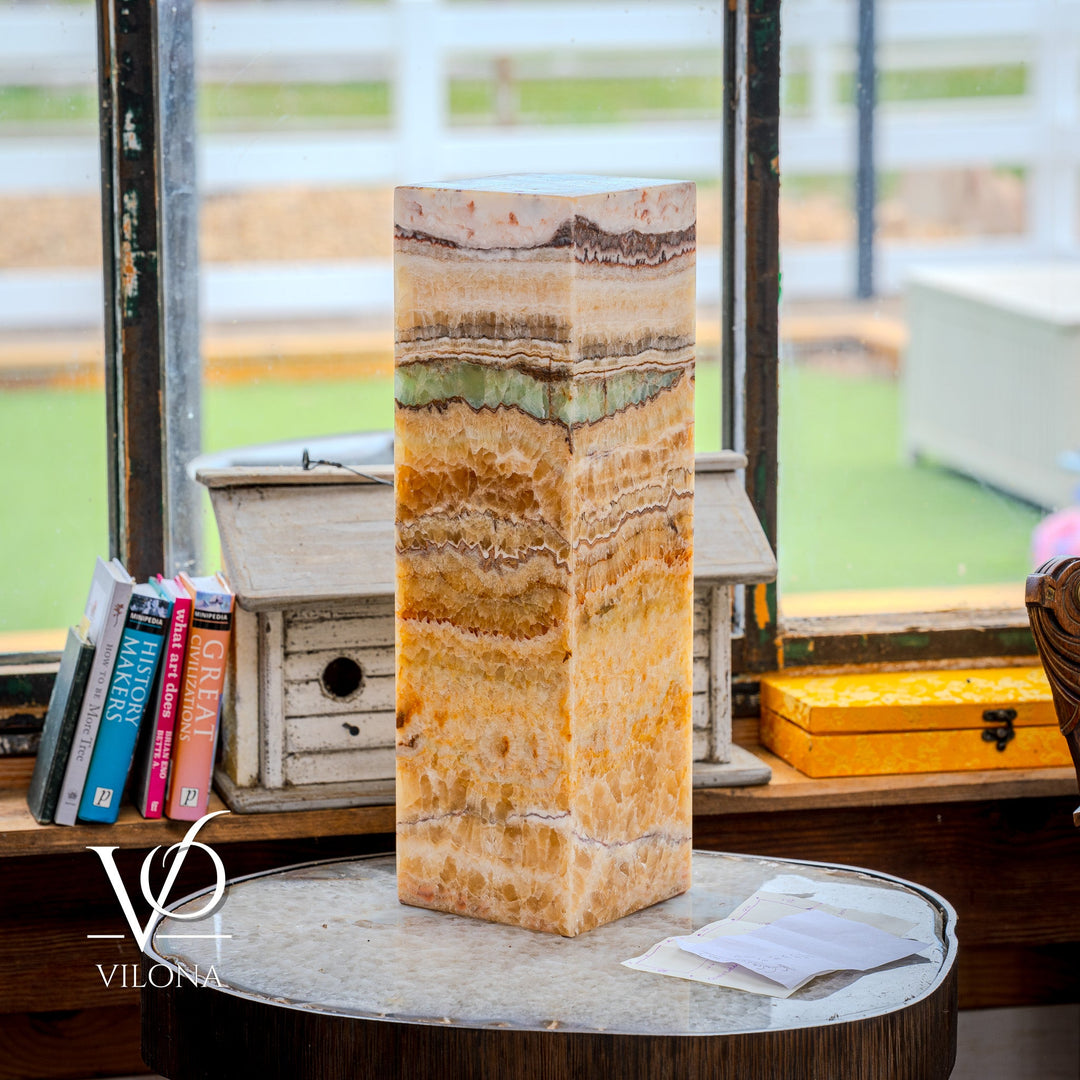 Aqua Onyx Square Table Lamp - 20" Tall, x 6"x 6" (Medium 
