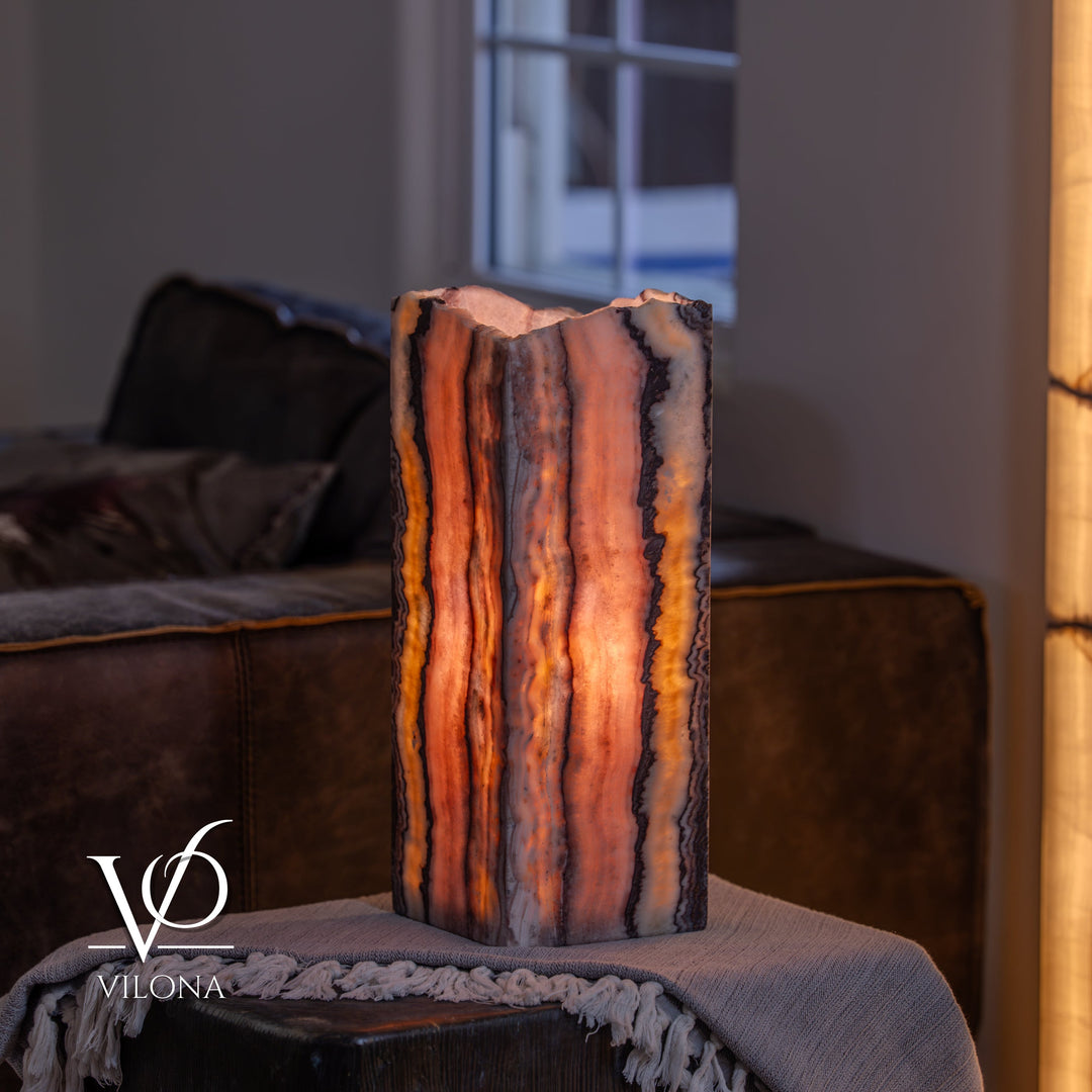 Rosa Onyx Live Edge Table Lamp – 16" Tall × 6" Square 