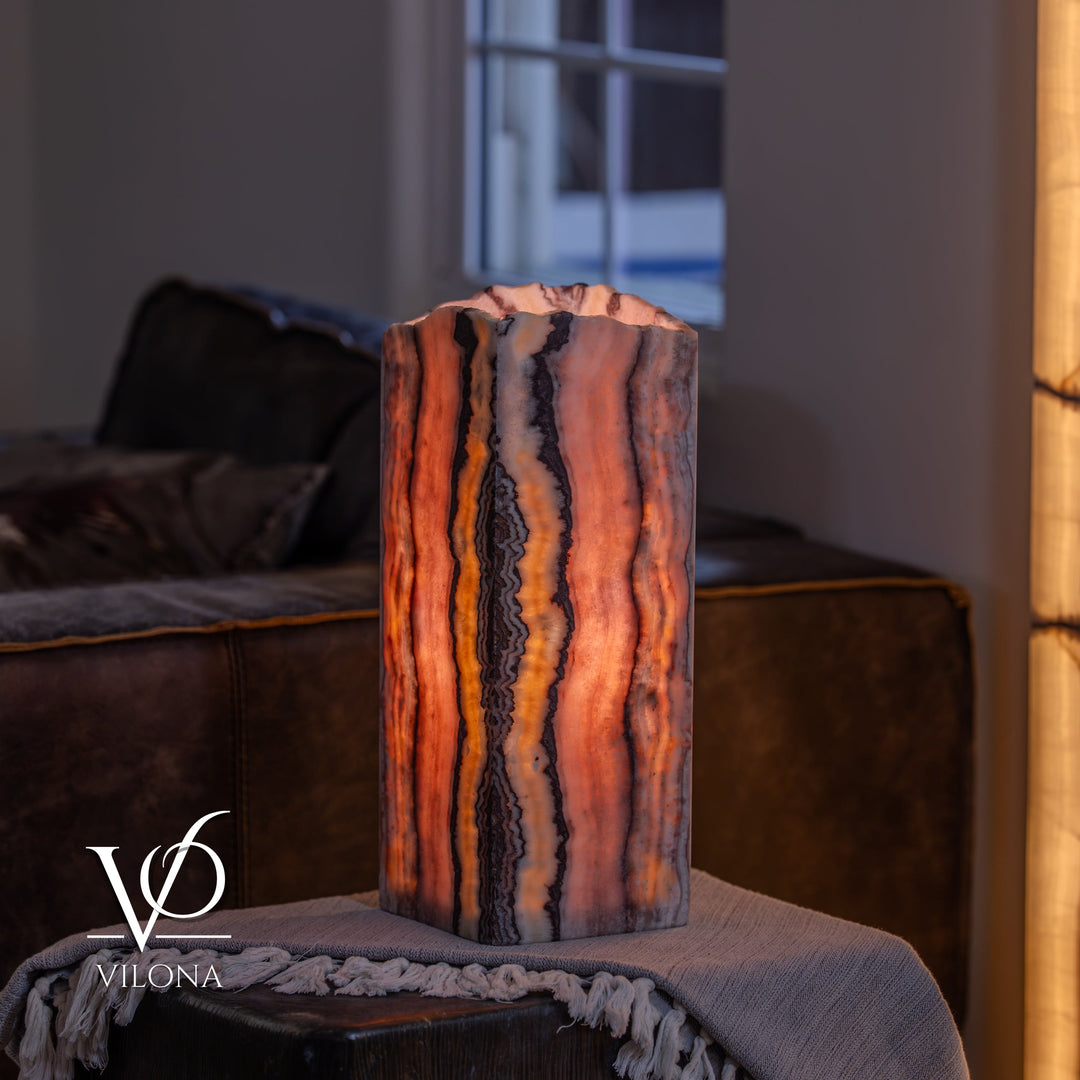 Rosa Onyx Live Edge Table Lamp – 16" Tall × 6" Square 