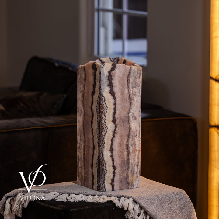 Rosa Onyx Live Edge Table Lamp – 16" Tall × 6" Square 