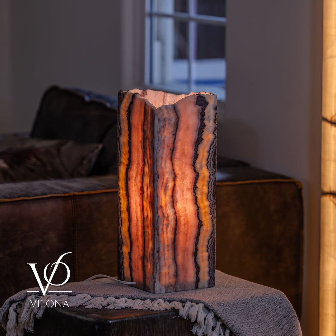 Rosa Onyx Live Edge Table Lamp – 16" Tall × 6" Square 