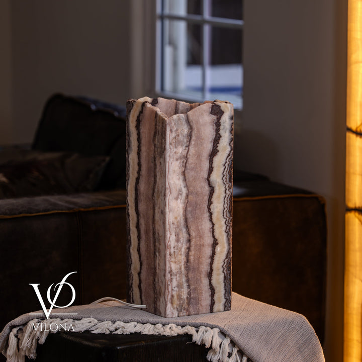 Rosa Onyx Live Edge Table Lamp – 16" Tall × 6" Square 