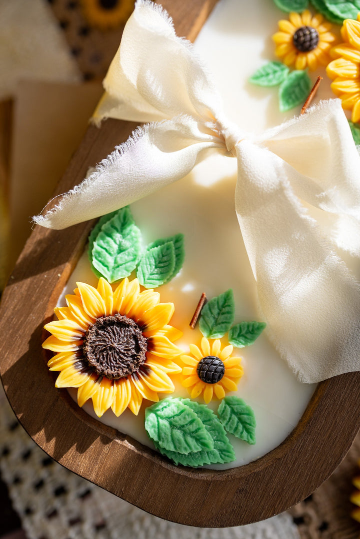 Wooden Sunflower Candle – Handcrafted Floral Soy Wax Candle – Rustic Home Decor Gift