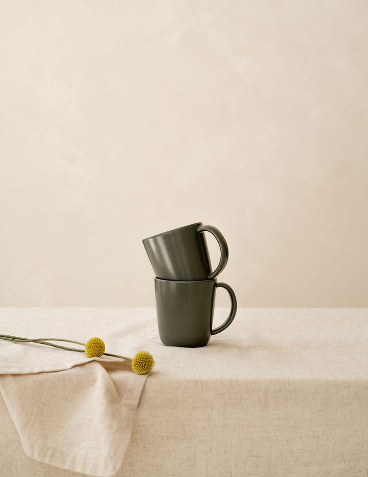 The Mug: Set of 4 Ceramic Coffee &amp; Tea Mugs