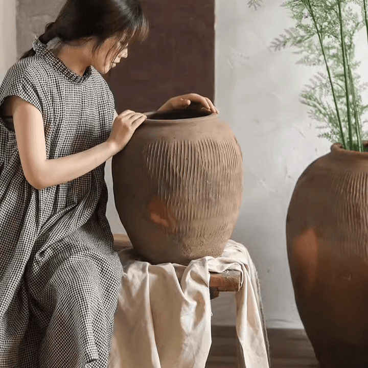 Round Earthenware Brown Pot