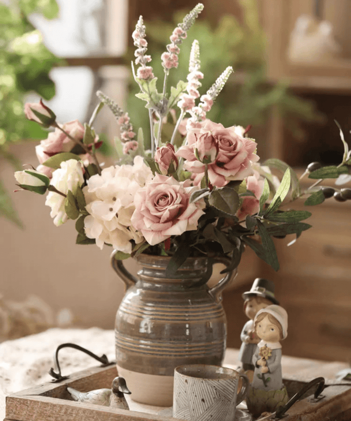 Rolled Edge American Rose Stem 18" Tall