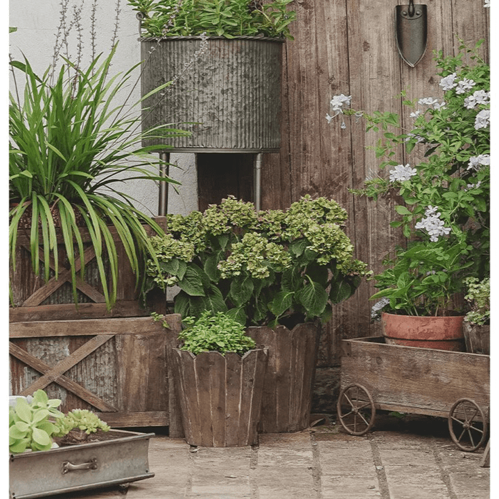 Spliced Solid Wood Planter Round