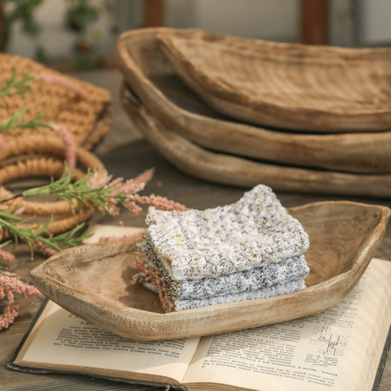 Retro Wooden Boat-Shaped Fruit Platter