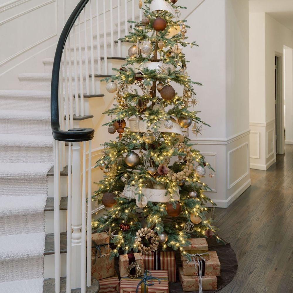 6.7" Champagne Assorted Ornament