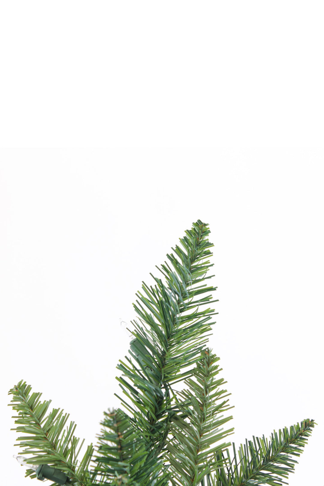 Prelit Lincoln Fir Christmas Tree Warm White Lights Hinged Branches Metal Stand
