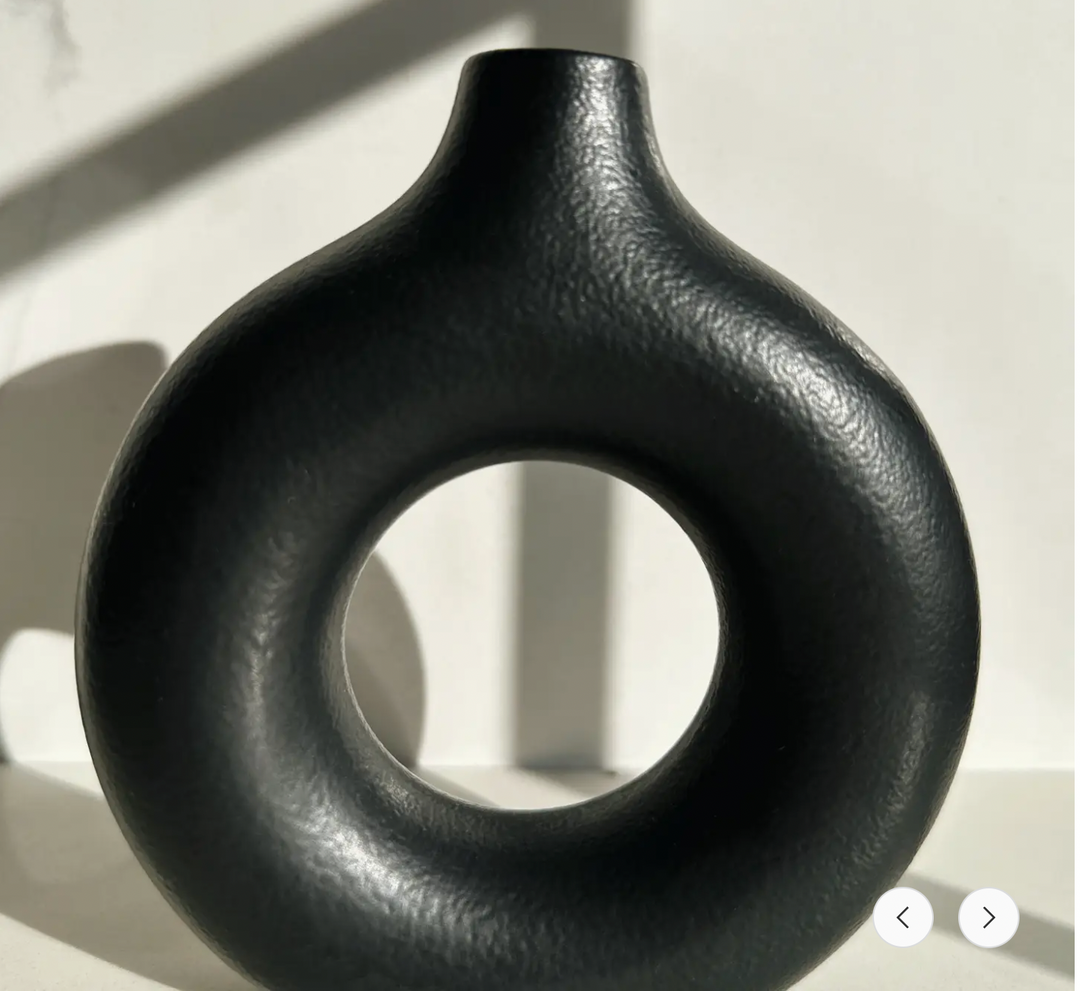 Ceramic Circle Vase Ceramic Circle Vase