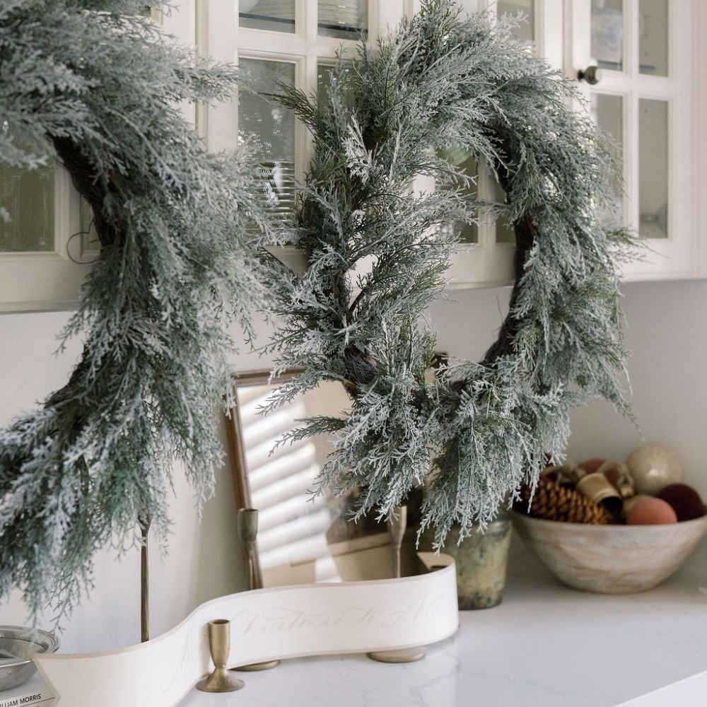 30" Flocked Cedar Wreath