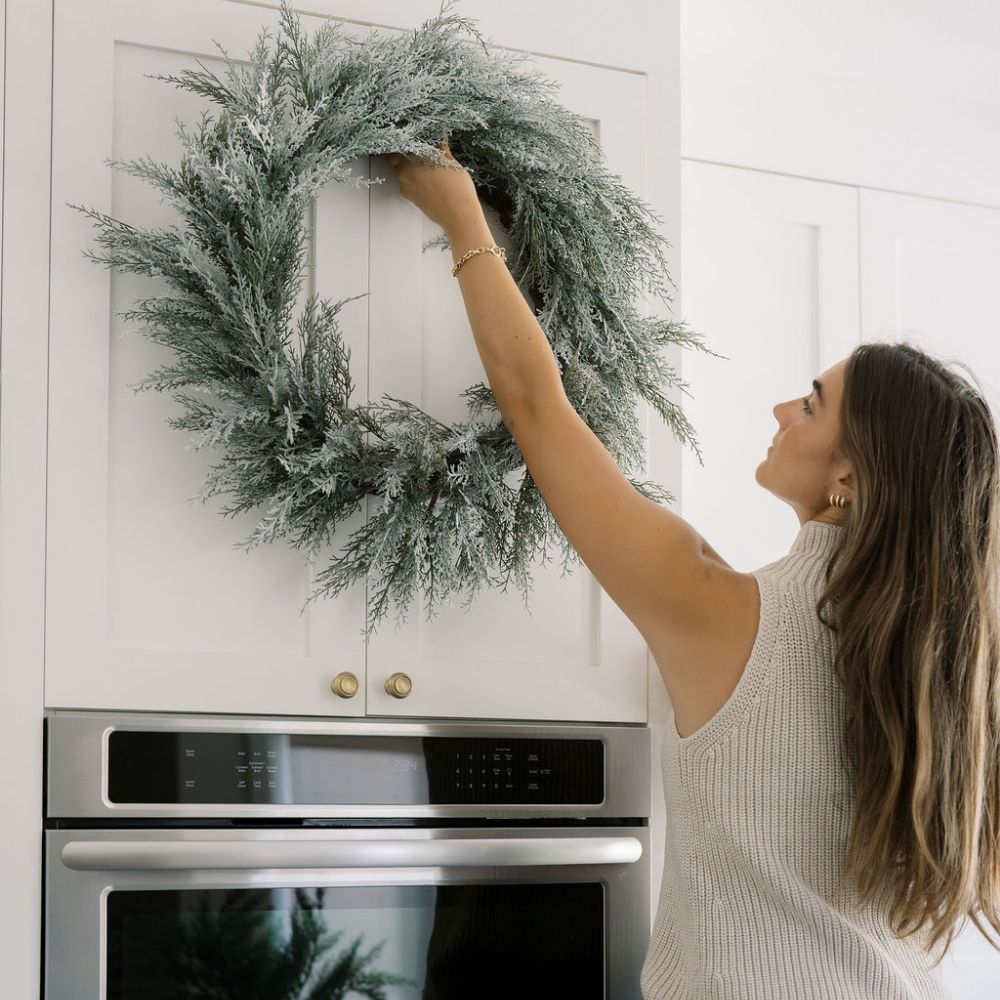 30" Flocked Cedar Wreath