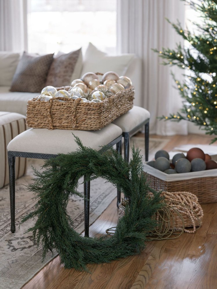 30" Faux Evergreen Cedar Wreath Door Wall Hanging Holiday Home Decor