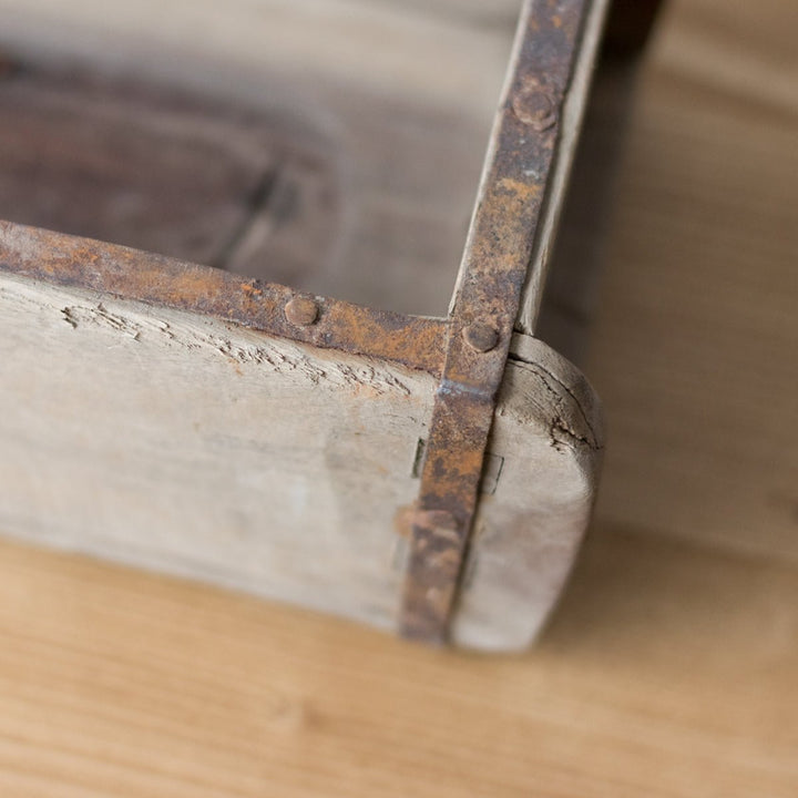 Antique Brick Mold