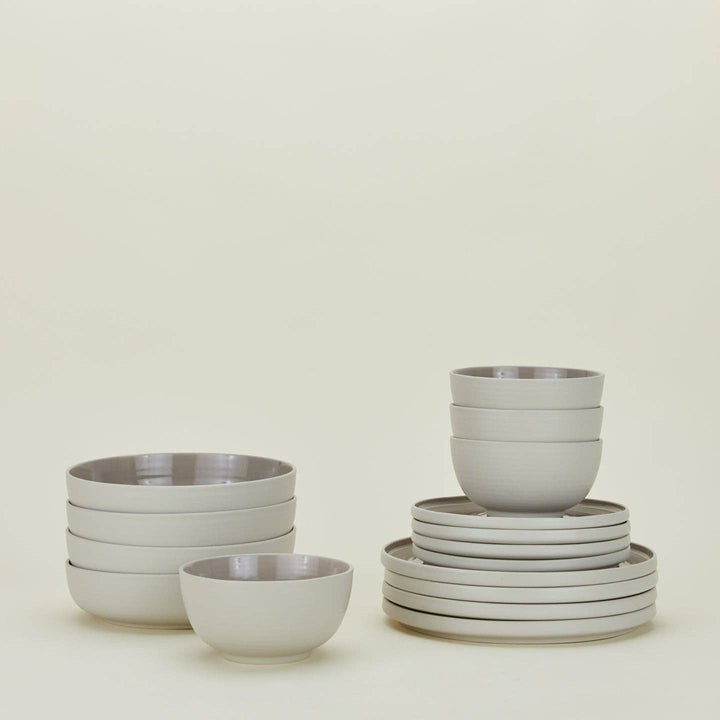 Essential Dinnerware – 16-Piece Set