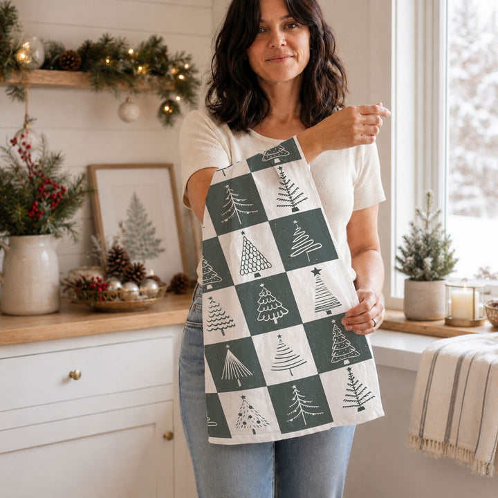 Christmas Tree Flour Sack Cotton Kitchen Tea Towel Holiday Decor Great Gift Idea