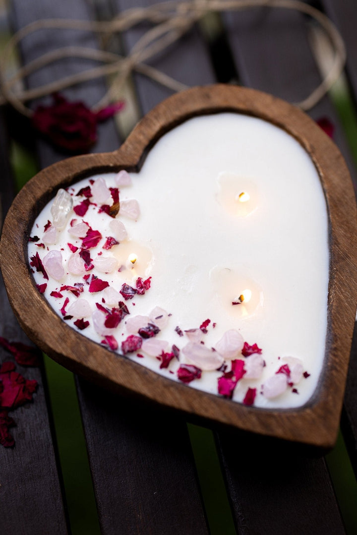 Heart-Shaped Wood Dough Bowl Candle – Crystals &amp; Flowers – 3 Cotton Wick Soy Candle
