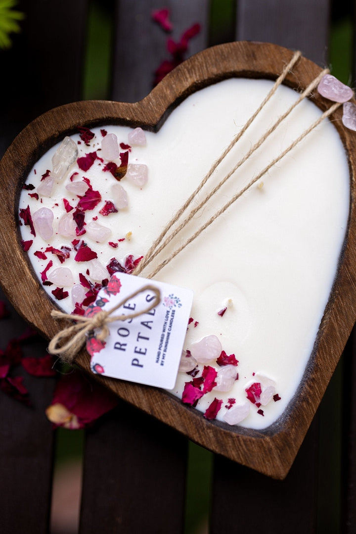 Heart-Shaped Wood Dough Bowl Candle – Crystals &amp; Flowers – 3 Cotton Wick Soy Candle