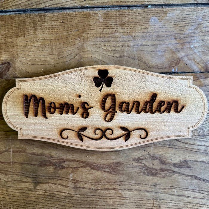 Mom&