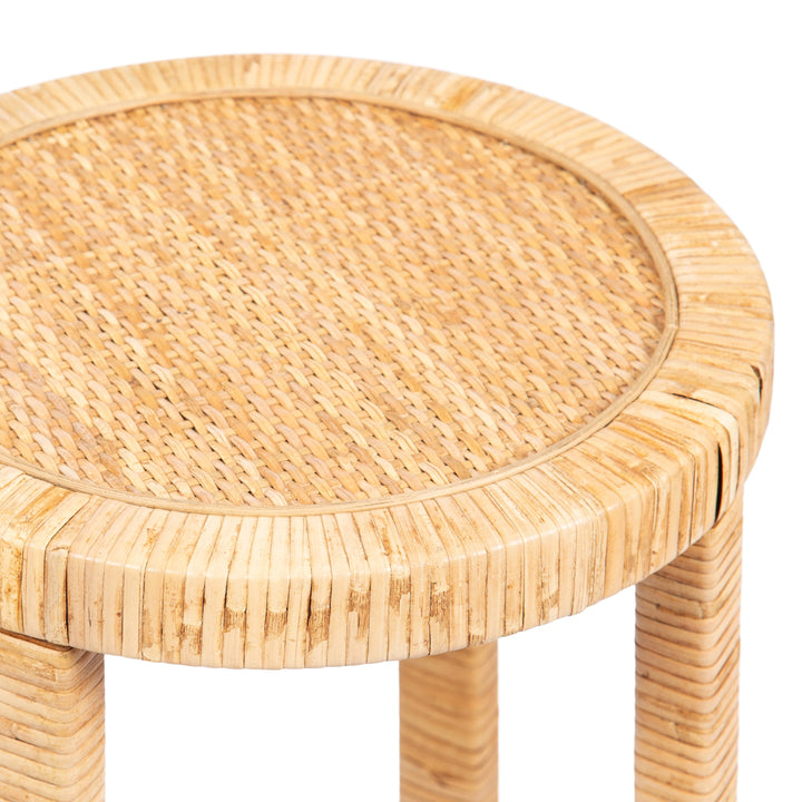 Rafina Round Table