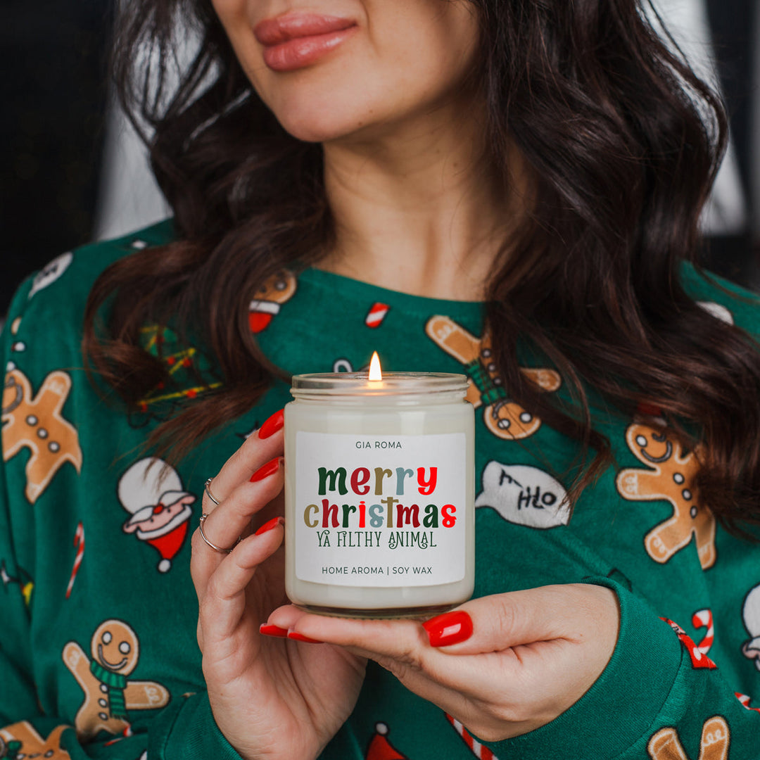 Merry Christmas Scented Soy Blend Candle 9oz Jar Holiday Great Gift for Friends