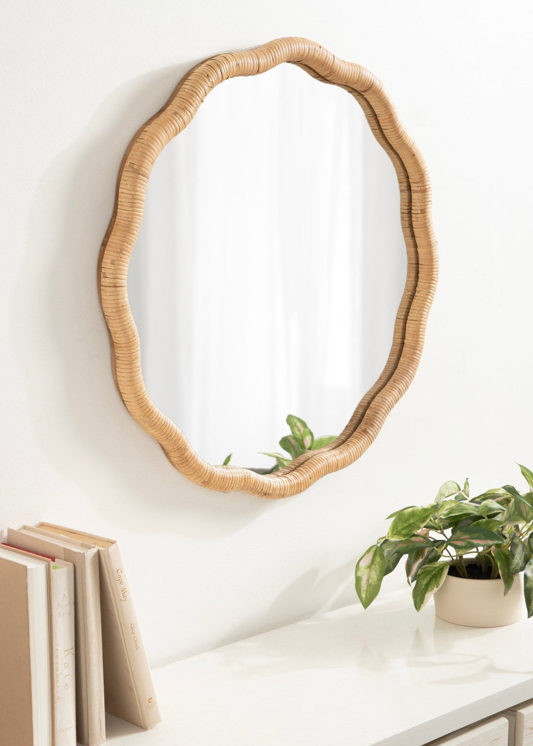 Rahfy Scallop Framed Wall Mirror