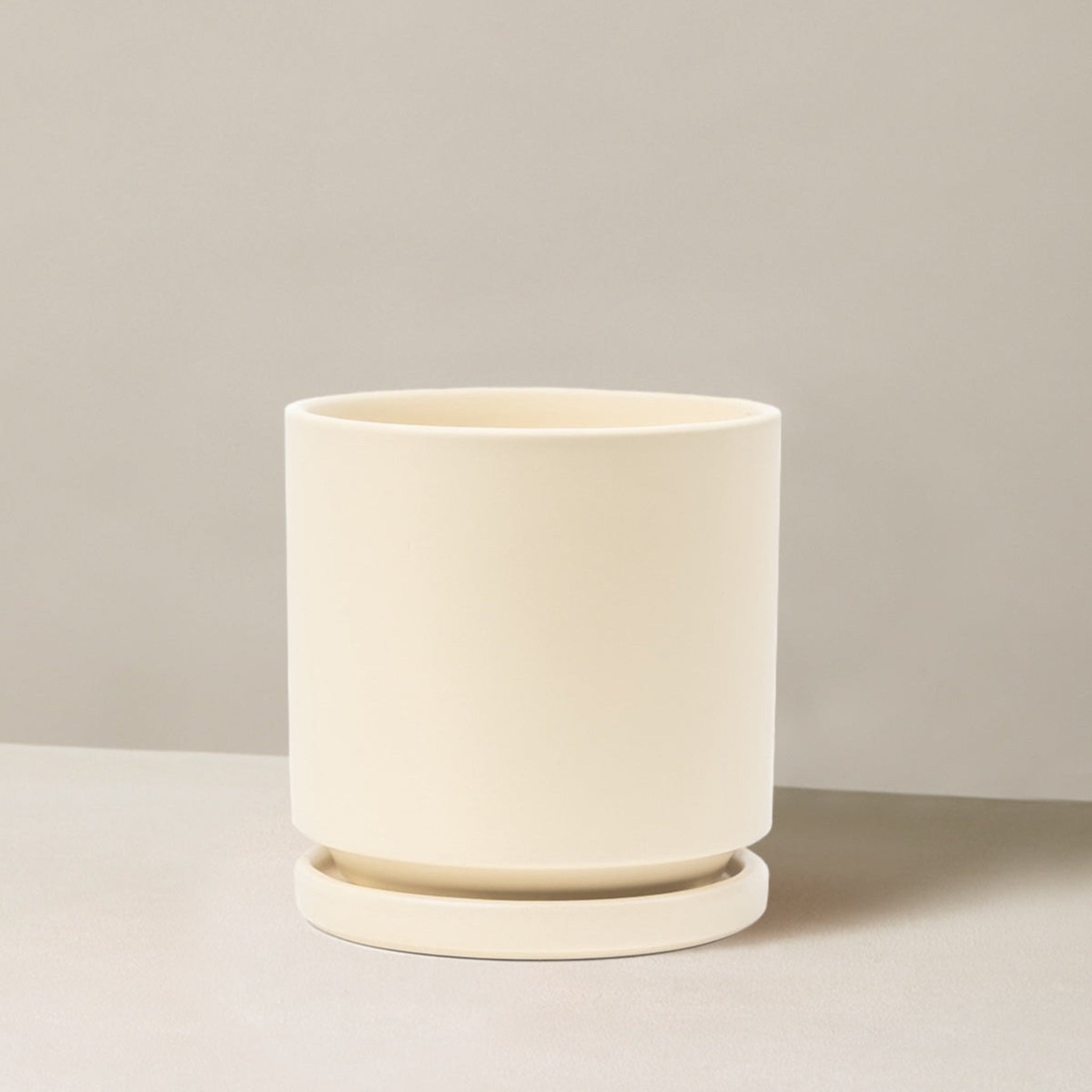 Isabella Planter
