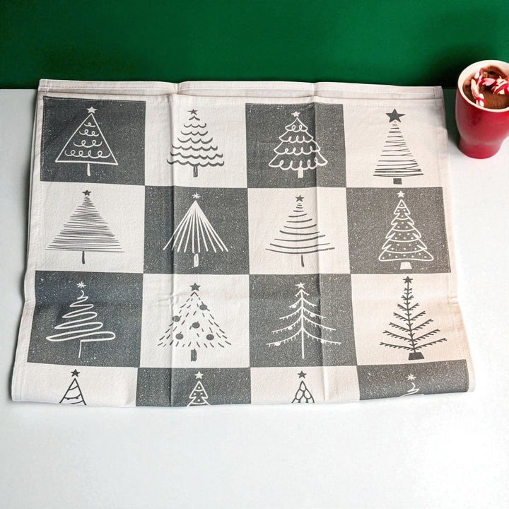 Christmas Tree Flour Sack Cotton Kitchen Tea Towel Holiday Decor Great Gift Idea